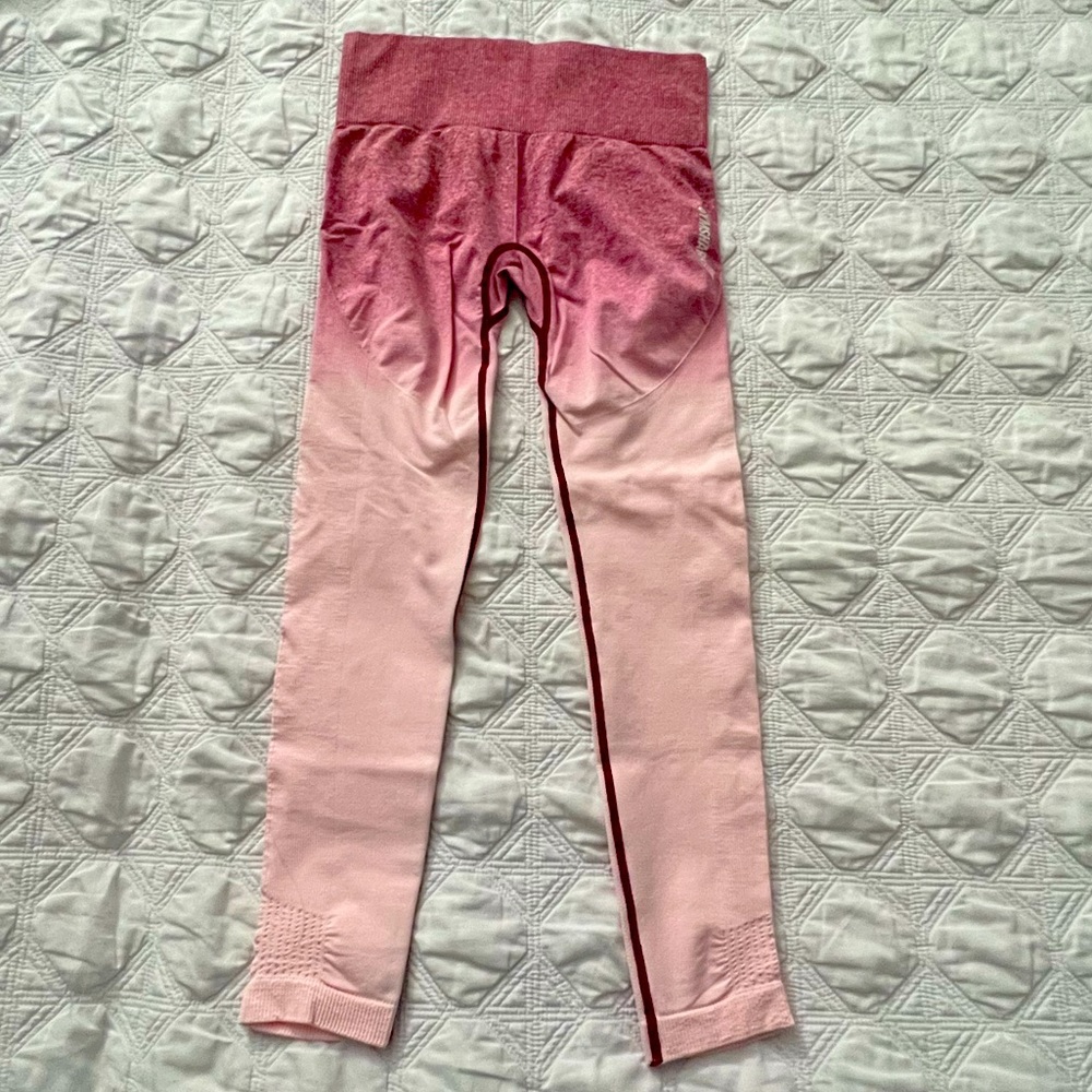 Pink/ombré GymShark leggings